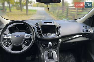 Внедорожник / Кроссовер Ford Escape 2013 в 