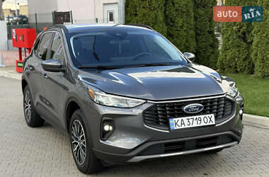Внедорожник / Кроссовер Ford Escape 2023 в Киеве