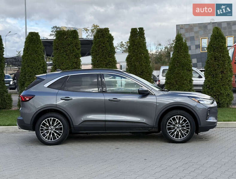 Позашляховик / Кросовер Ford Escape 2023 в Києві
