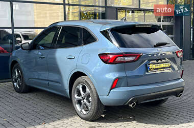 Позашляховик / Кросовер Ford Escape 2023 в 