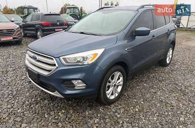 Позашляховик / Кросовер Ford Escape 2018 в Львові
