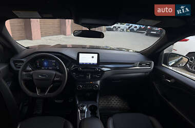Позашляховик / Кросовер Ford Escape 2024 в 