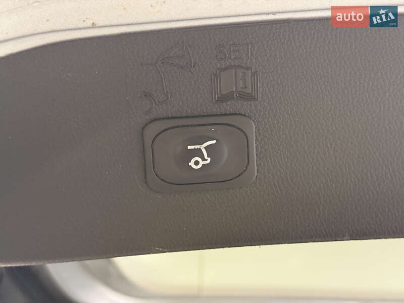 Внедорожник / Кроссовер Ford Escape 2015 в Киеве фото 26 Внедорожник / Кроссовер Ford Escape 2015 в Киеве