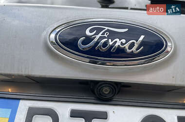 Внедорожник / Кроссовер Ford Escape 2019 в 