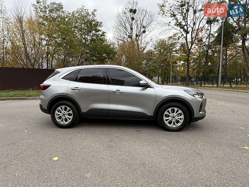 Внедорожник / Кроссовер Ford Escape 2024 в Харькове
