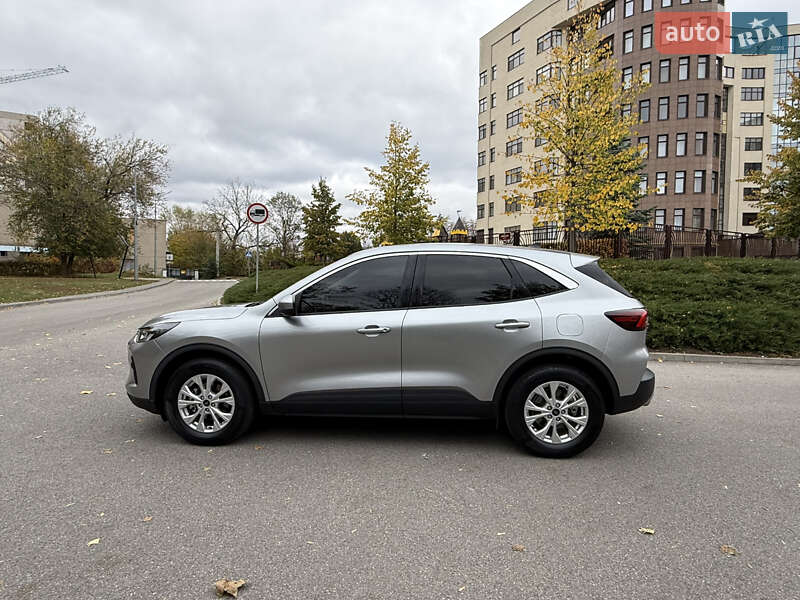 Внедорожник / Кроссовер Ford Escape 2024 в Харькове