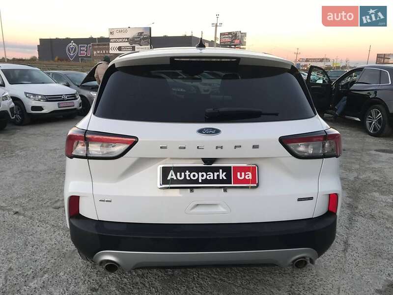 Внедорожник / Кроссовер Ford Escape 2019 в Львове