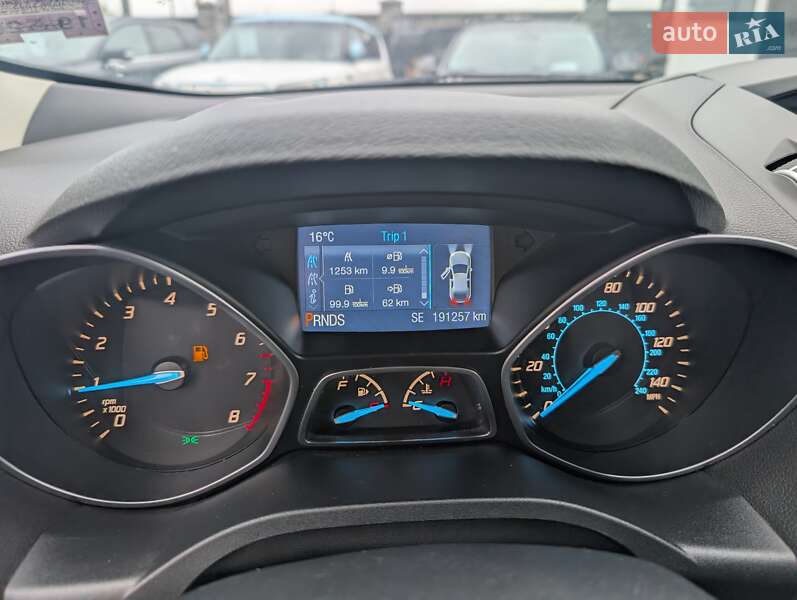 Внедорожник / Кроссовер Ford Escape 2014 в Ровно