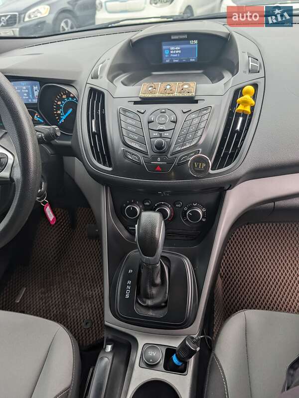 Внедорожник / Кроссовер Ford Escape 2014 в Ровно