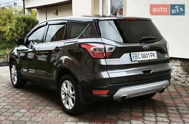 Внедорожник / Кроссовер Ford Escape 2017 в Львове
