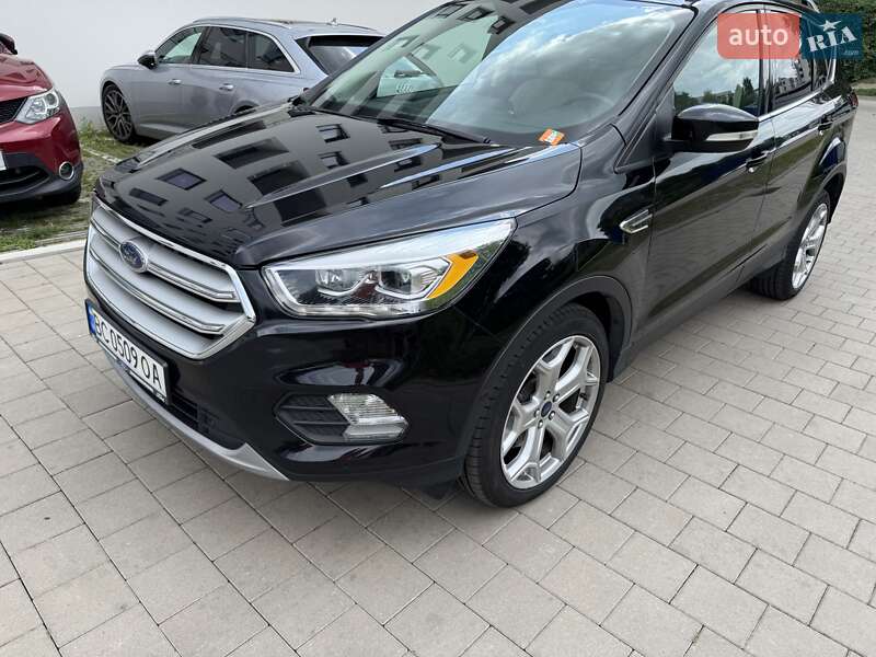 Внедорожник / Кроссовер Ford Escape 2019 в Дрогобыче