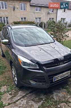 Внедорожник / Кроссовер Ford Escape 2015 в 