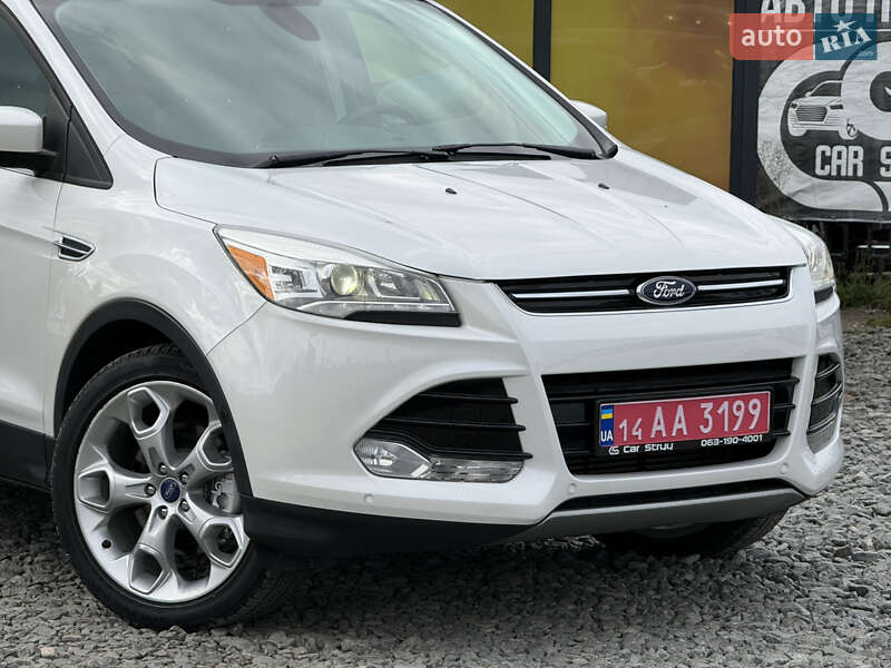 Позашляховик / Кросовер Ford Escape 2015 в Стрию