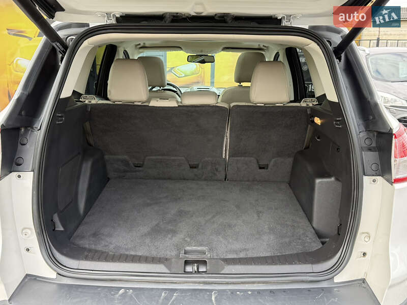 Позашляховик / Кросовер Ford Escape 2015 в Стрию