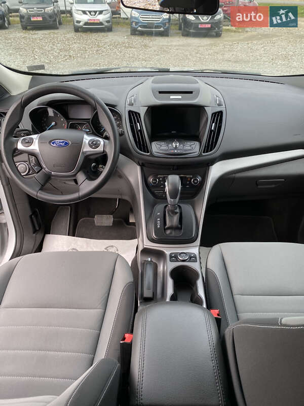 Позашляховик / Кросовер Ford Escape 2015 в Львові фото 11 Позашляховик / Кросовер Ford Escape 2015 в Львові