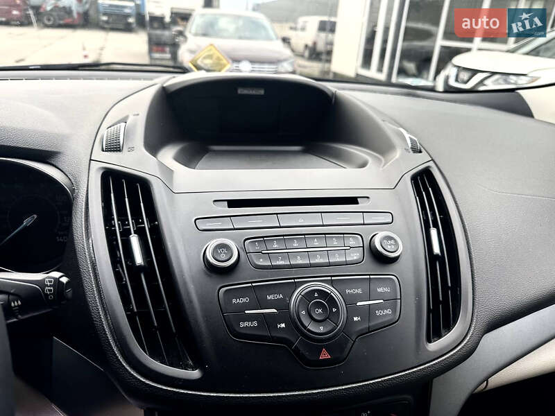 Позашляховик / Кросовер Ford Escape 2017 в Львові