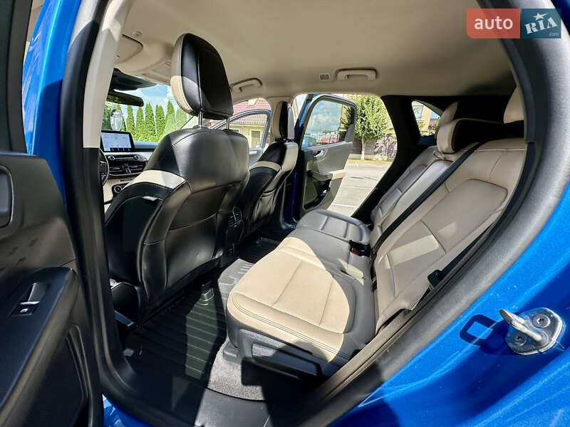 Позашляховик / Кросовер Ford Escape 2020 в Києві
