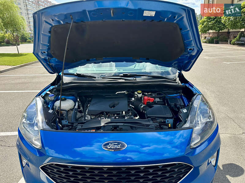 Позашляховик / Кросовер Ford Escape 2020 в Києві