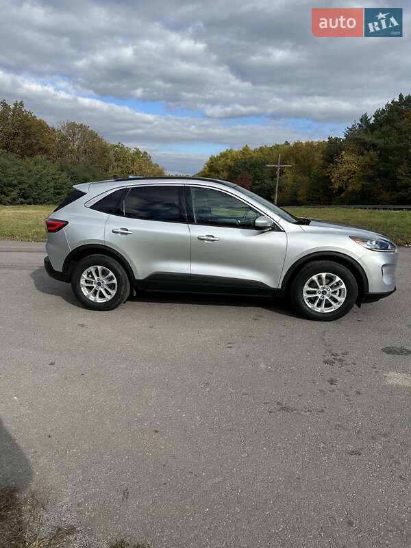 Внедорожник / Кроссовер Ford Escape 2020 в Виннице