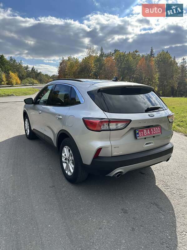 Внедорожник / Кроссовер Ford Escape 2020 в Виннице