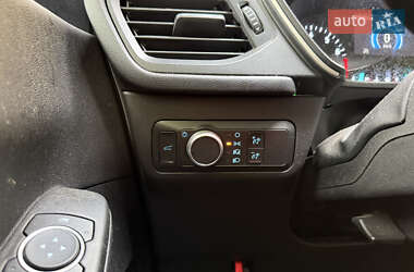 Внедорожник / Кроссовер Ford Escape 2021 в 