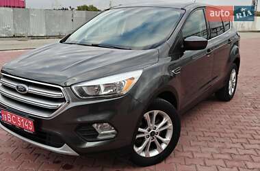 Внедорожник / Кроссовер Ford Escape 2017 в 