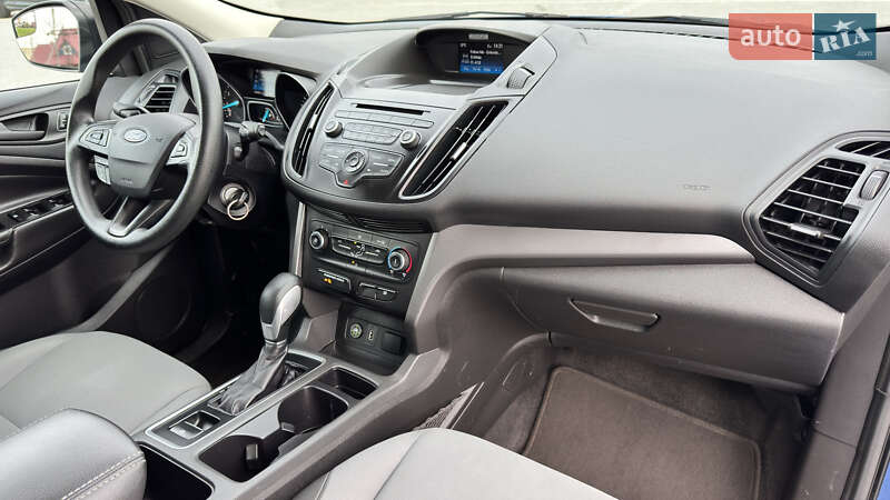 Позашляховик / Кросовер Ford Escape 2017 в Ірпені