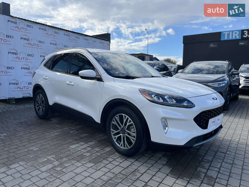 Позашляховик / Кросовер Ford Escape 2019 в Львові