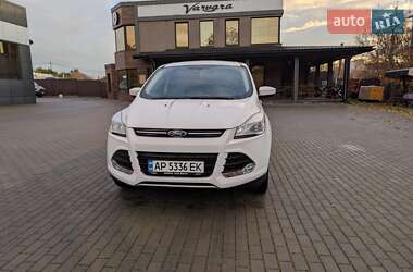 Позашляховик / Кросовер Ford Escape 2014 в 
