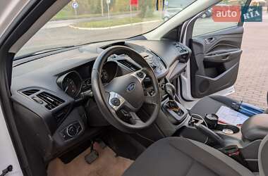 Позашляховик / Кросовер Ford Escape 2014 в 