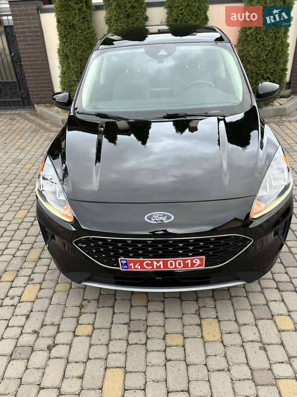 Позашляховик / Кросовер Ford Escape 2020 в Львові