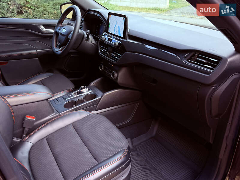 Позашляховик / Кросовер Ford Escape 2023 в Києві фото 47 Позашляховик / Кросовер Ford Escape 2023 в Києві