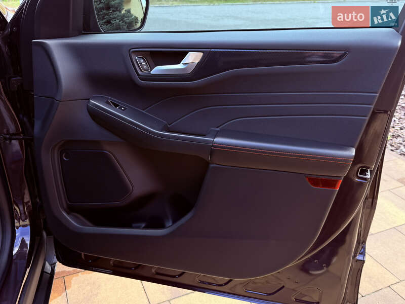 Позашляховик / Кросовер Ford Escape 2023 в Києві фото 49 Позашляховик / Кросовер Ford Escape 2023 в Києві