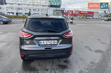 Внедорожник / Кроссовер Ford Escape 2015 в 