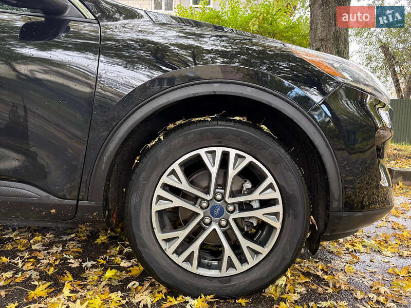 Внедорожник / Кроссовер Ford Escape 2020 в Львове фото 30 Внедорожник / Кроссовер Ford Escape 2020 в Львове