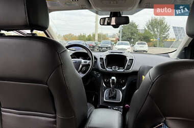 Внедорожник / Кроссовер Ford Escape 2013 в 