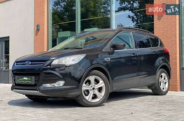 Позашляховик / Кросовер Ford Escape 2015 в  Позашляховик / Кросовер Ford Escape 2015 в