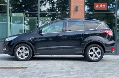 Позашляховик / Кросовер Ford Escape 2015 в  фото 6 Позашляховик / Кросовер Ford Escape 2015 в