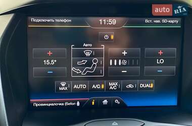 Позашляховик / Кросовер Ford Escape 2015 в  фото 33 Позашляховик / Кросовер Ford Escape 2015 в