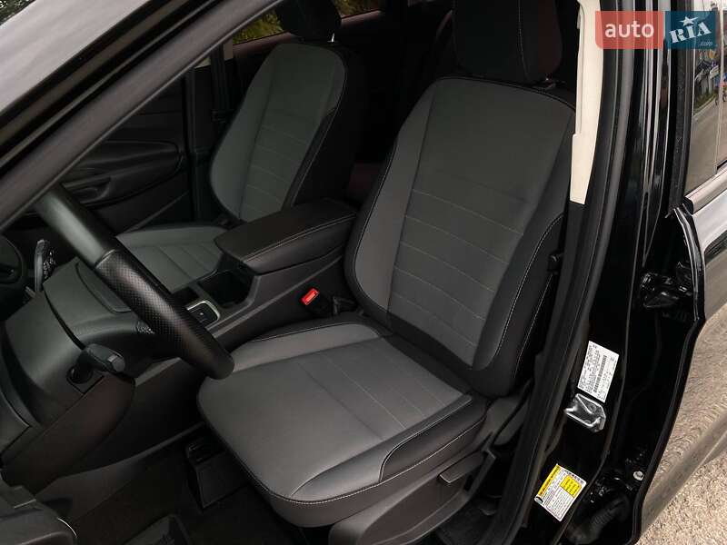 Позашляховик / Кросовер Ford Escape 2019 в Києві
