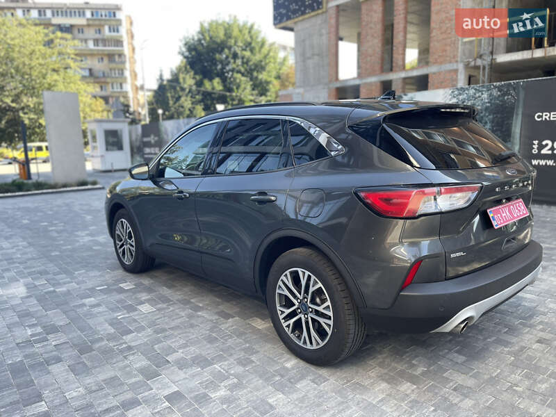 Внедорожник / Кроссовер Ford Escape 2019 в Киеве