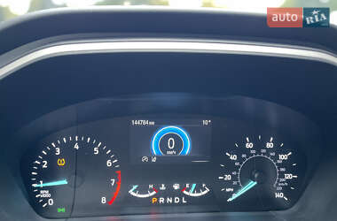 Внедорожник / Кроссовер Ford Escape 2019 в 