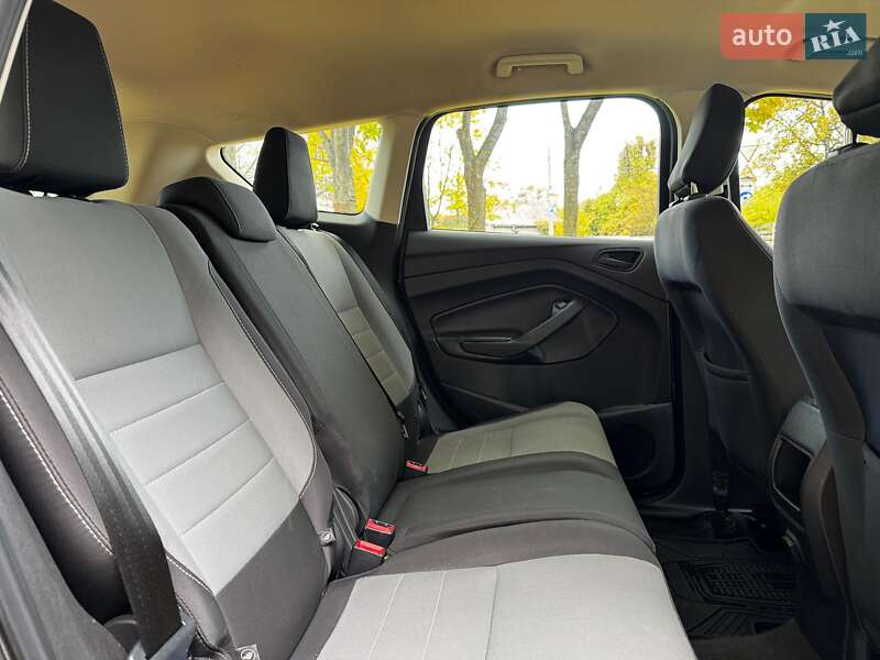 Внедорожник / Кроссовер Ford Escape 2017 в Киеве