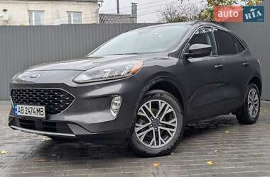Внедорожник / Кроссовер Ford Escape 2020 в 
