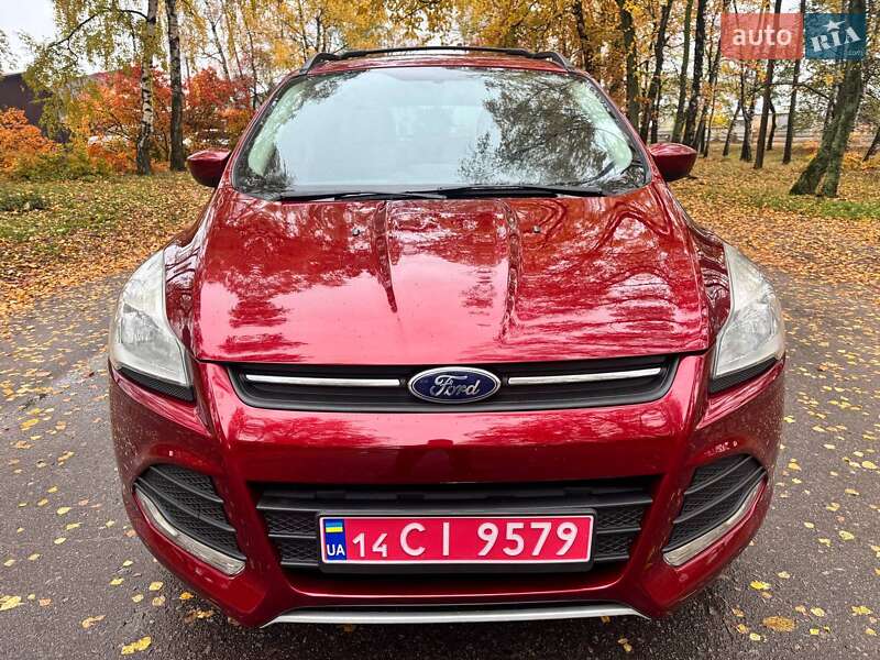 Внедорожник / Кроссовер Ford Escape 2015 в Ахтырке