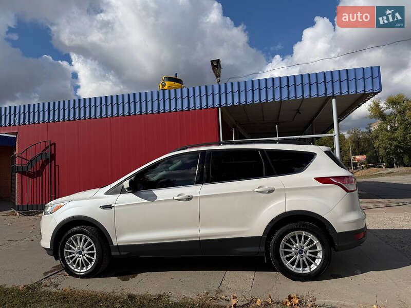 Позашляховик / Кросовер Ford Escape 2015 в Новомосковську фото 5 Позашляховик / Кросовер Ford Escape 2015 в Новомосковську