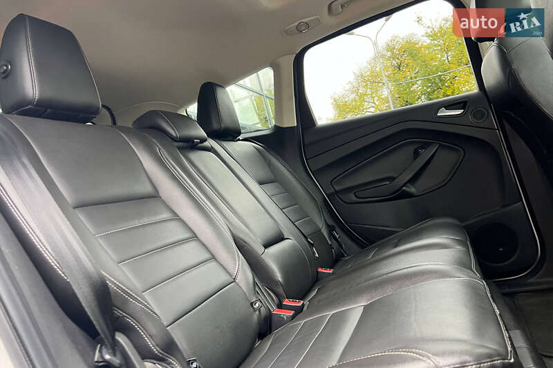 Внедорожник / Кроссовер Ford Escape 2013 в Ивано-Франковске