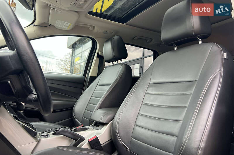 Внедорожник / Кроссовер Ford Escape 2013 в Ивано-Франковске
