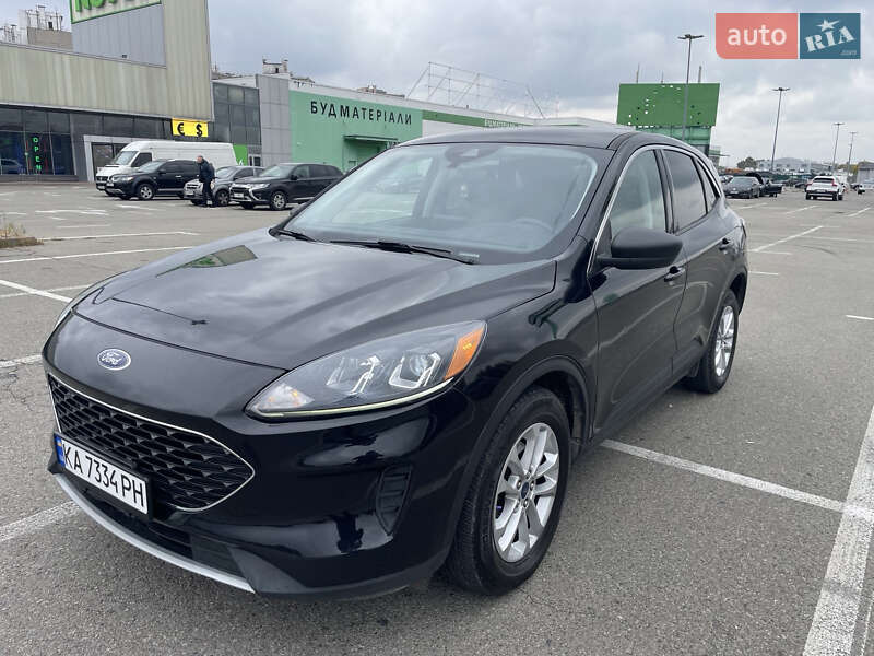 Позашляховик / Кросовер Ford Escape 2022 в Києві