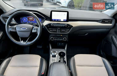 Позашляховик / Кросовер Ford Escape 2021 в  фото 9 Позашляховик / Кросовер Ford Escape 2021 в